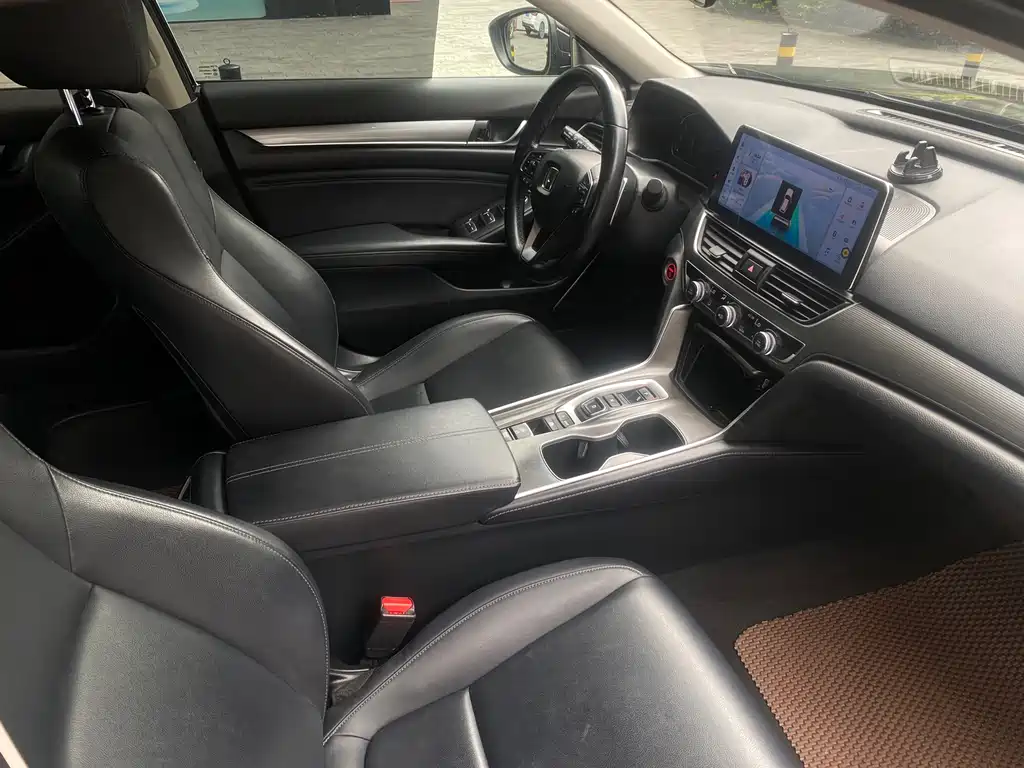 Honda Accord 2023 — фото 13
