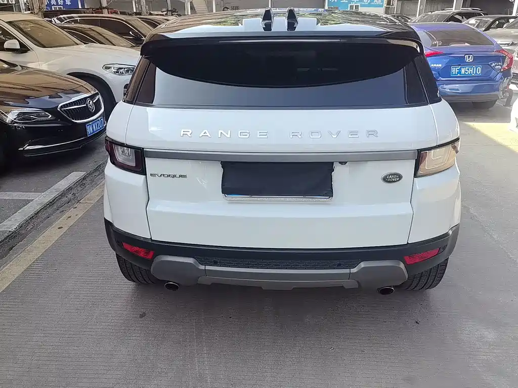 Land Rover Range Rover Evoque 2018 — фото 8
