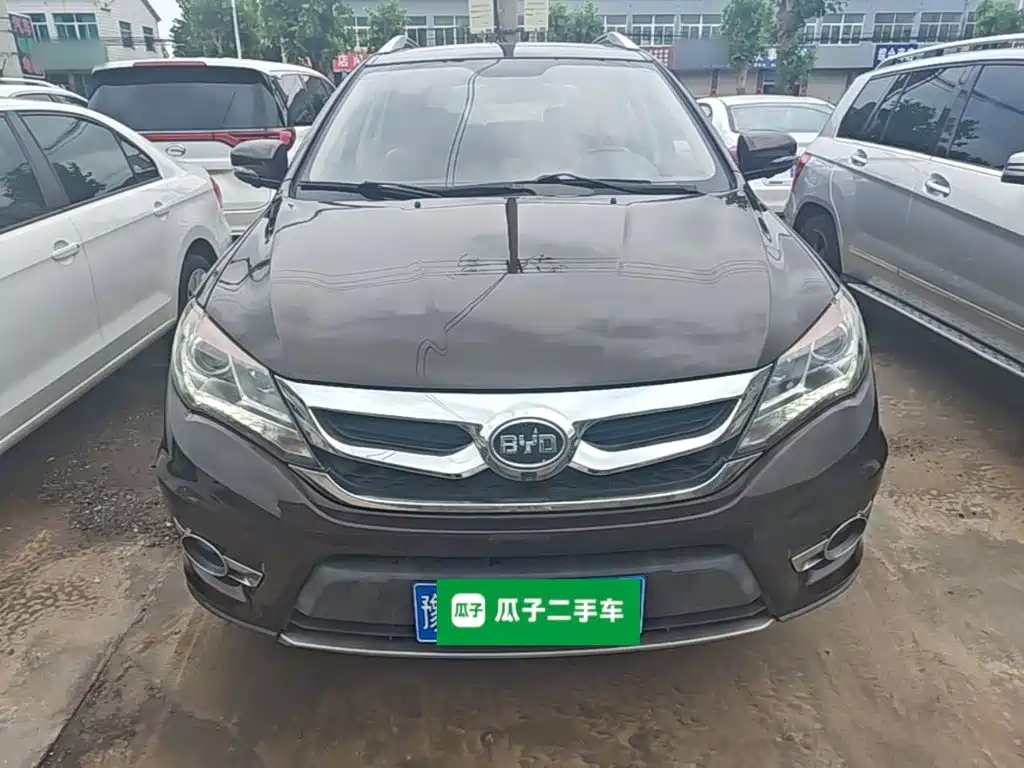 BYD S7 2015
