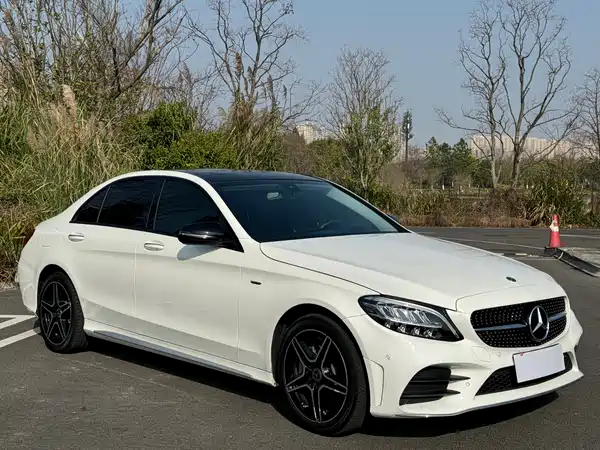 Mercedes-Benz C-Class 2021
