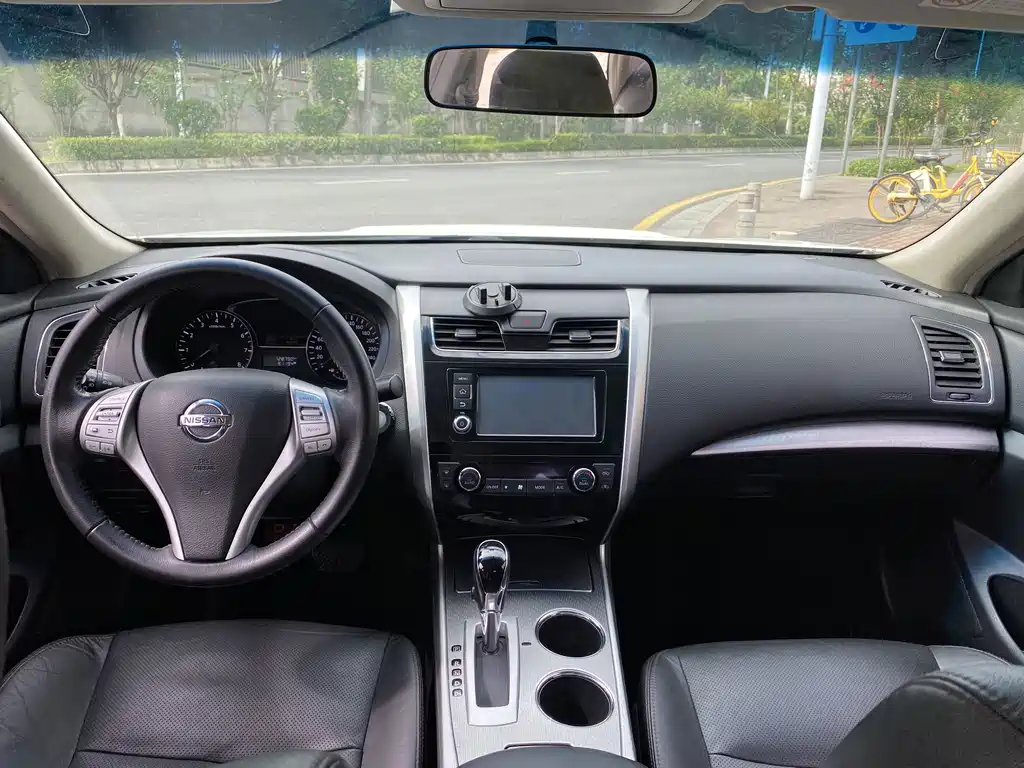 Nissan Teana 2017 — фото 12