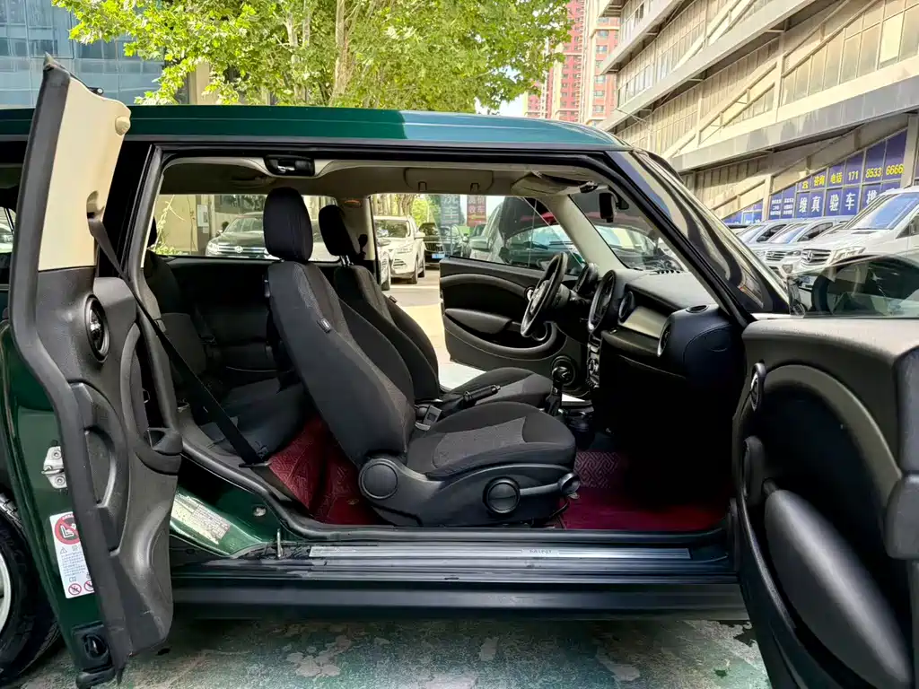 MINI Clubman 2014 — фото 14