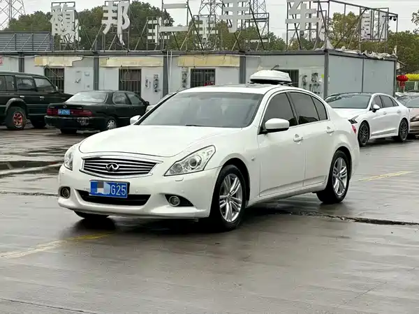 Infiniti G Series 2011