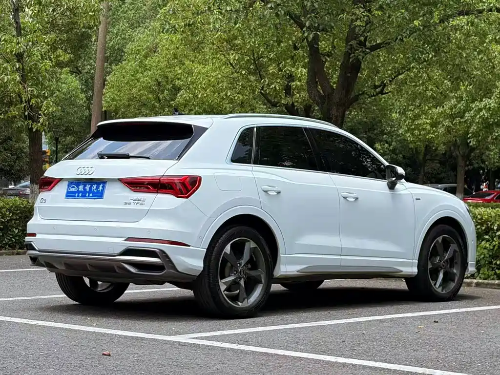 Audi Q3 2022