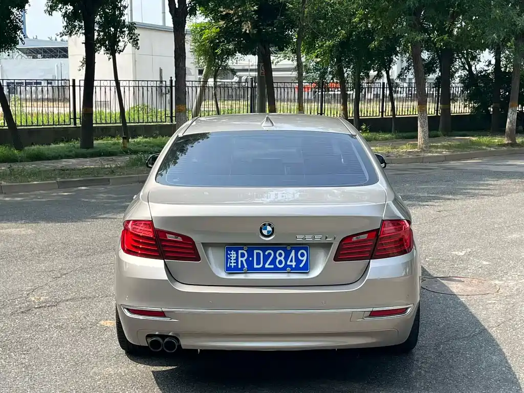 BMW 5 Series 2015