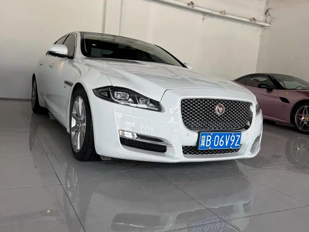Jaguar XJ 2017