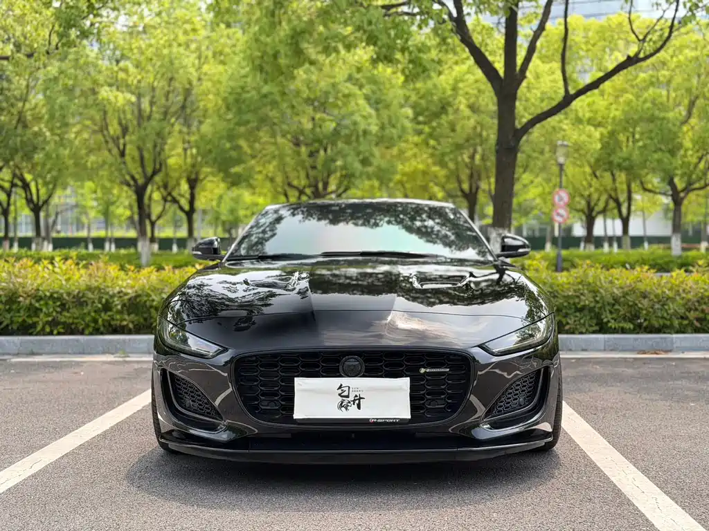 Jaguar F-TYPE 2021 — фото 2