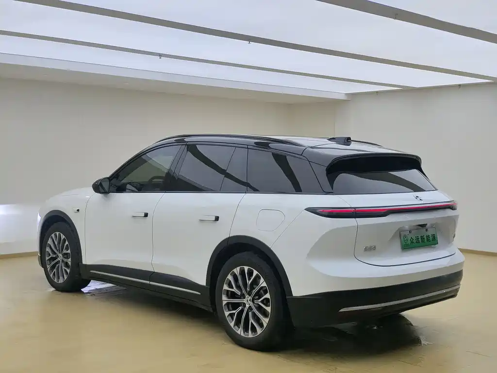 NIO ES6 2024