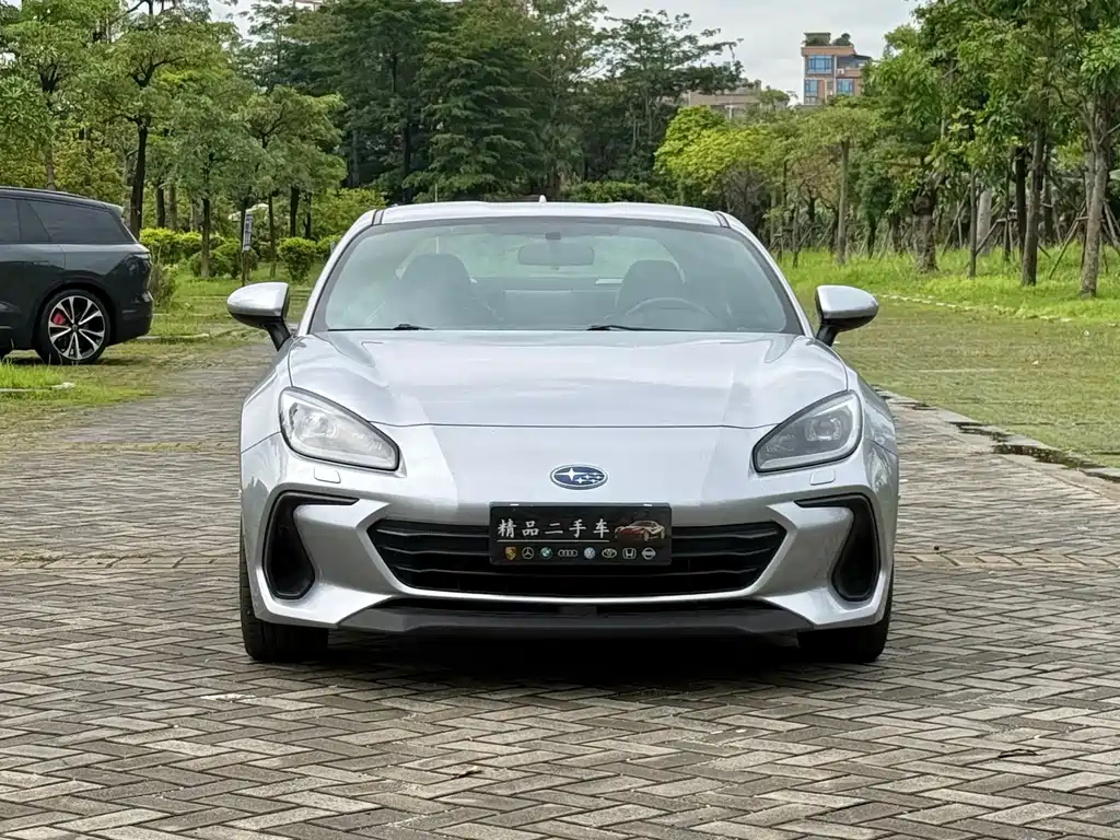 Subaru BRZ 2023 — фото 2