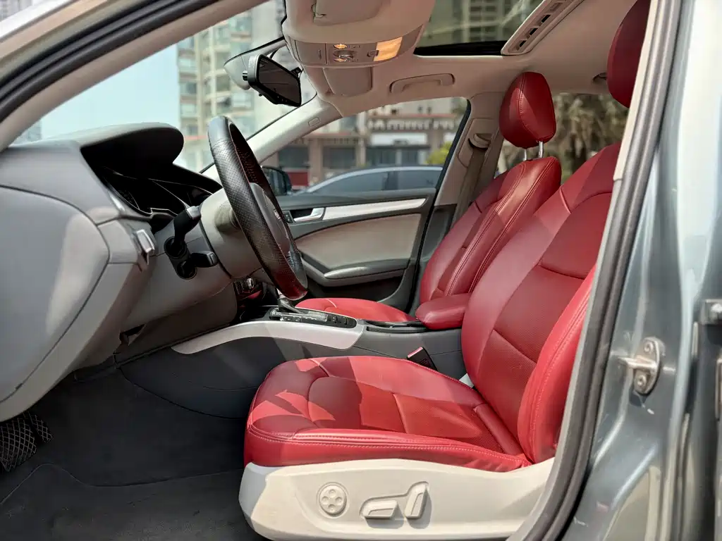 Audi A4L 2012