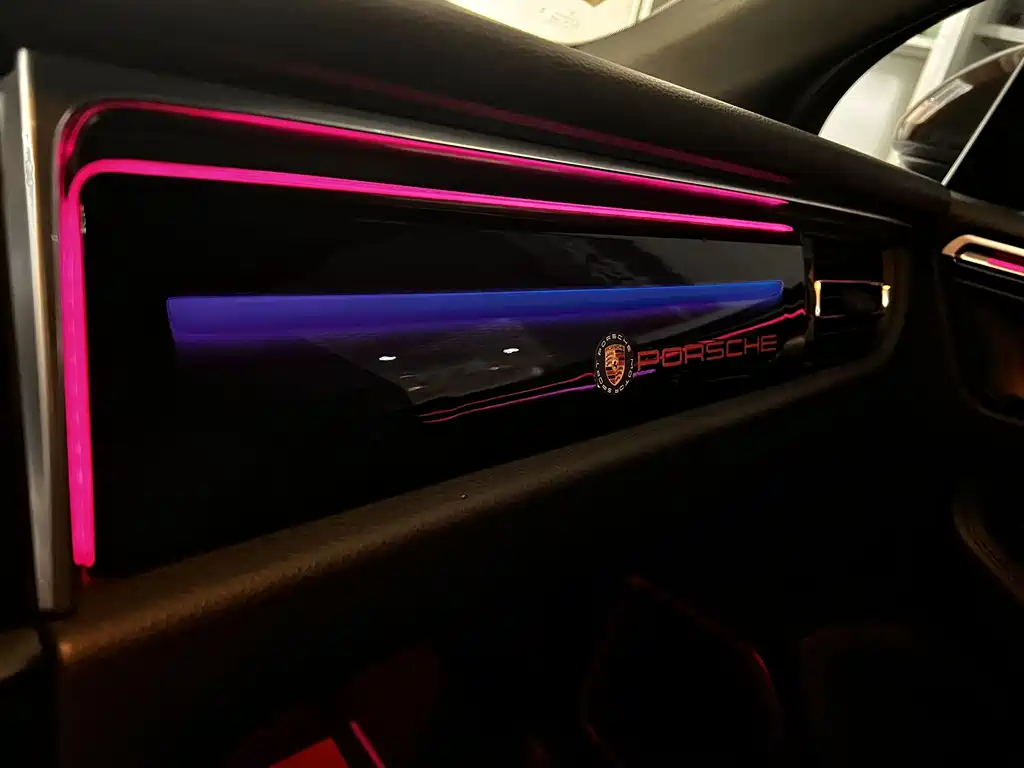 Porsche Macan 2020 — фото 9