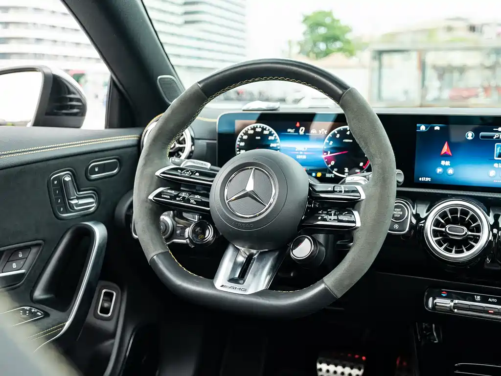Mercedes-Benz CLA AMG 2024 — фото 5