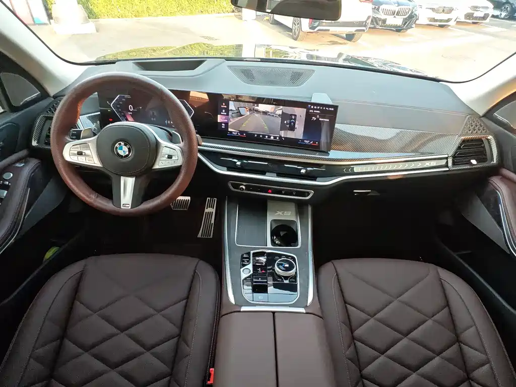BMW X5 2025 — фото 12