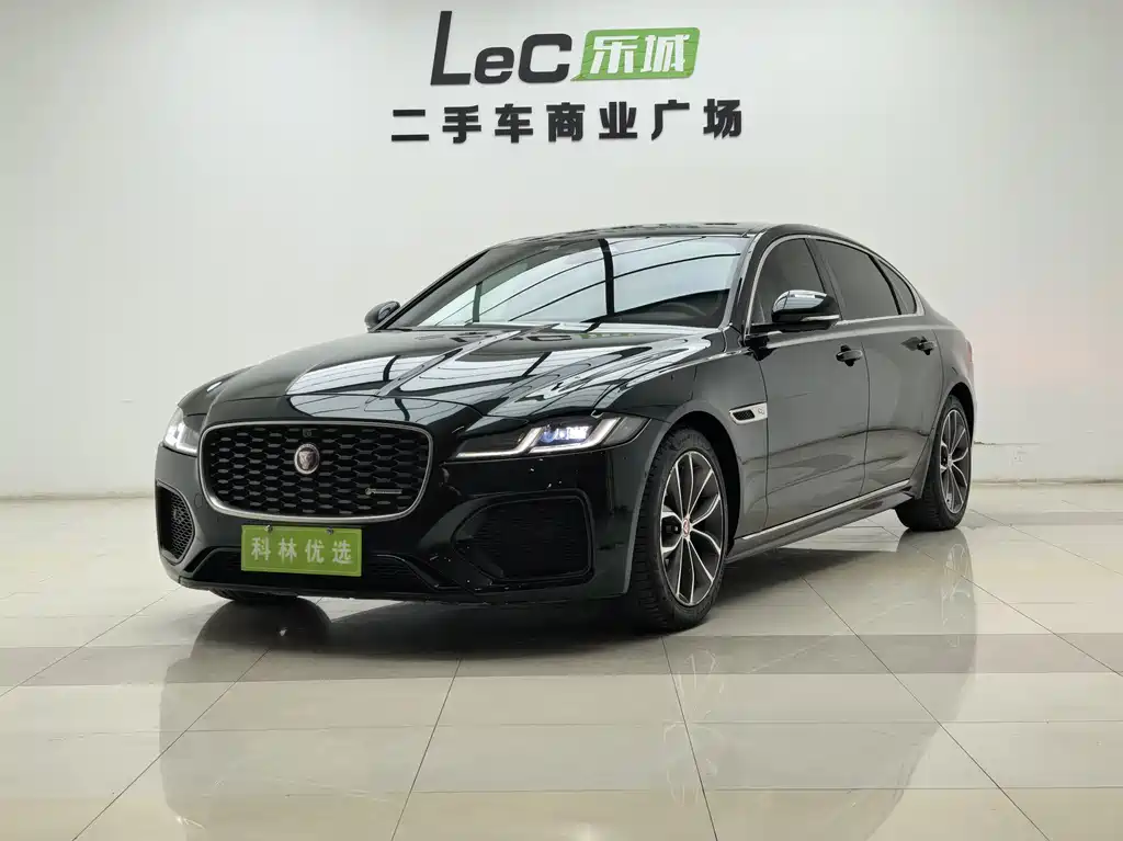 Jaguar XFL 2023 — фото 1