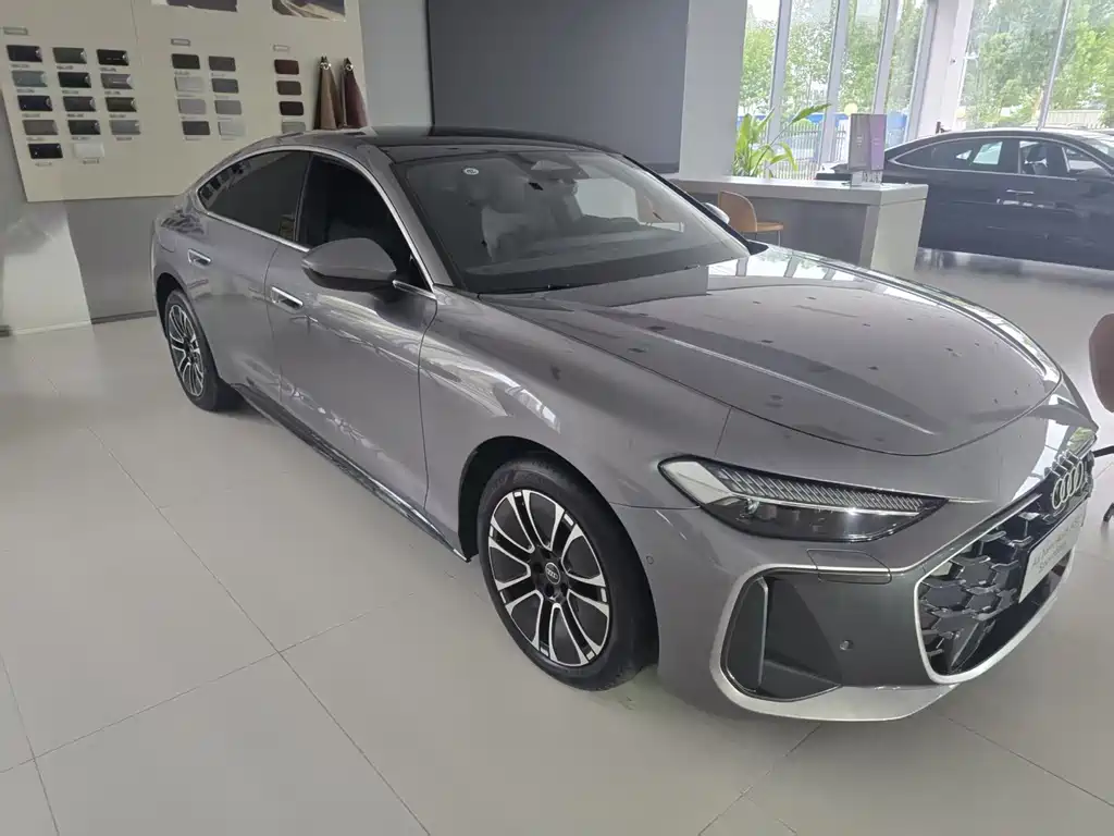Audi A5L Sportback — фото 1