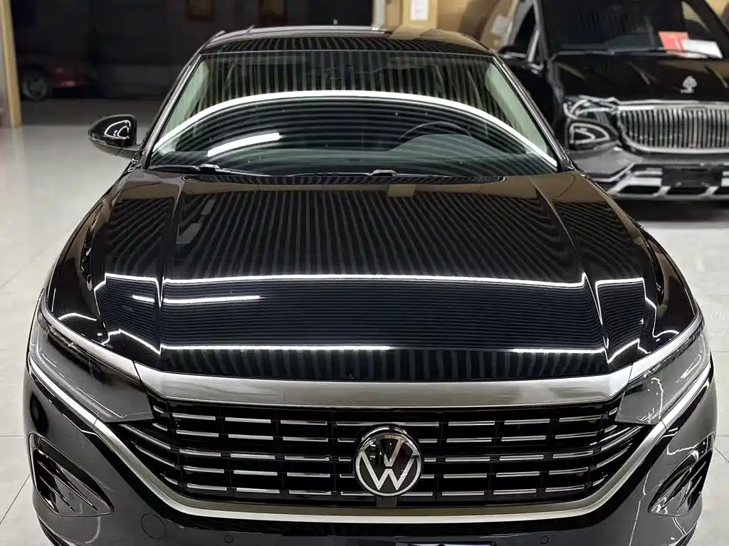 Volkswagen Passat 2023
