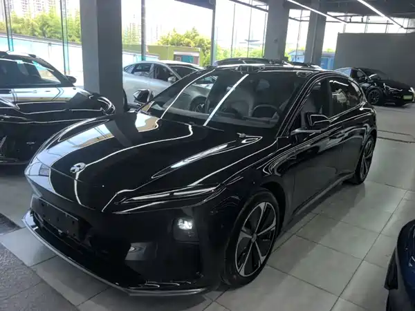 NIO ET5T 2024