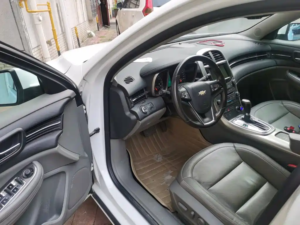 Chevrolet Malibu 2015 — фото 14
