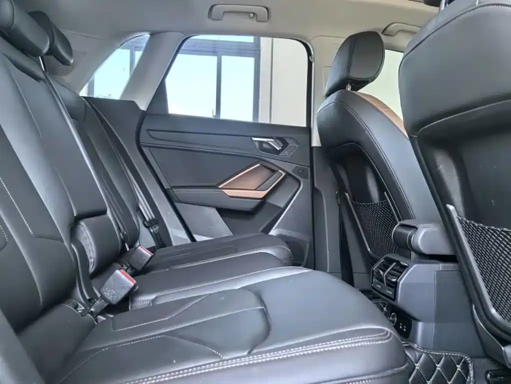 Audi Q3 2023 — фото 18