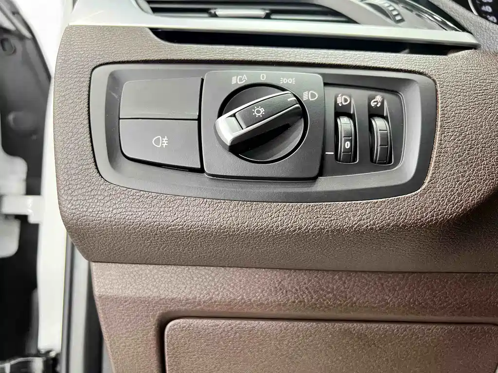 BMW X1 2023 — фото 13
