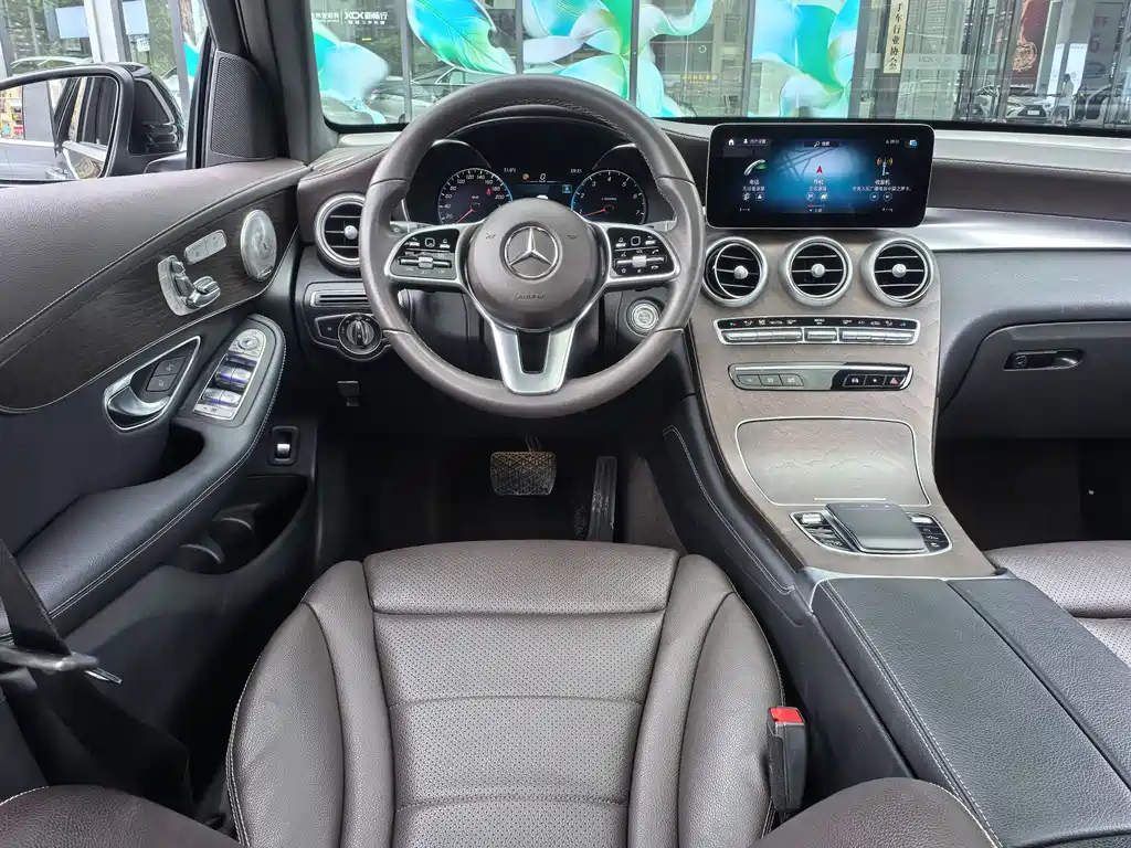 Mercedes-Benz GLC 2021 — фото 19