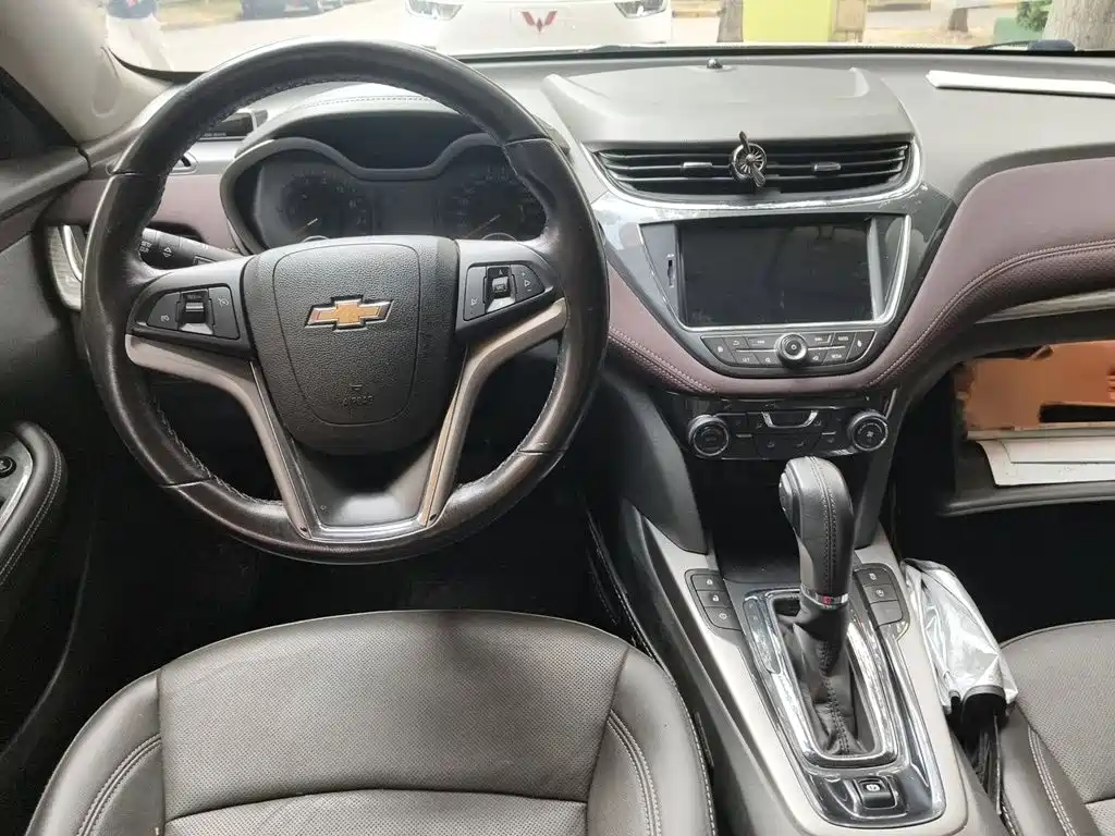Chevrolet Malibu 2018 — фото 13