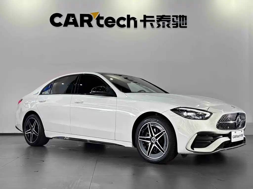 Mercedes-Benz C-Class 2024