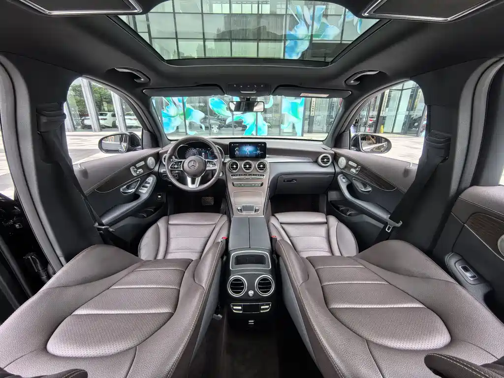 Mercedes-Benz GLC 2021 — фото 18