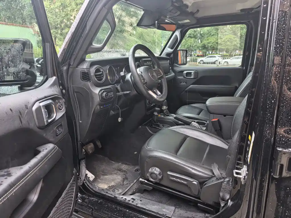 Jeep Wrangler PHEV 2022 — фото 9