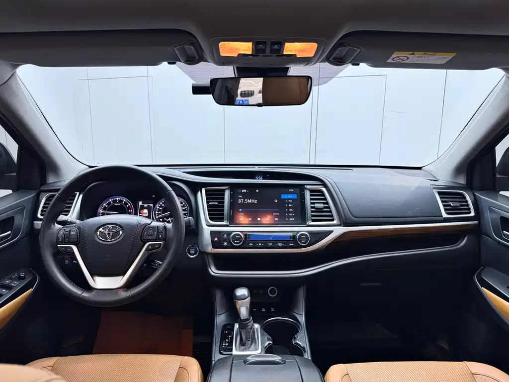 Toyota Highlander 2021 — фото 19