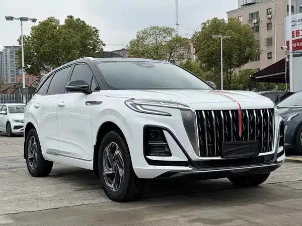 Hongqi HS3 2023