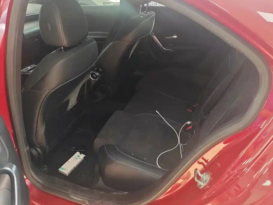 Mercedes-Benz A-Class 2020 — фото 11