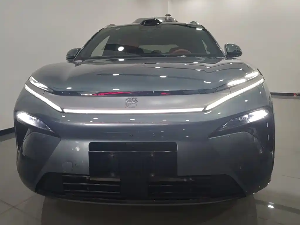 BYD Tang L 2025