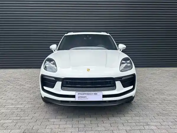Porsche Macan 2024