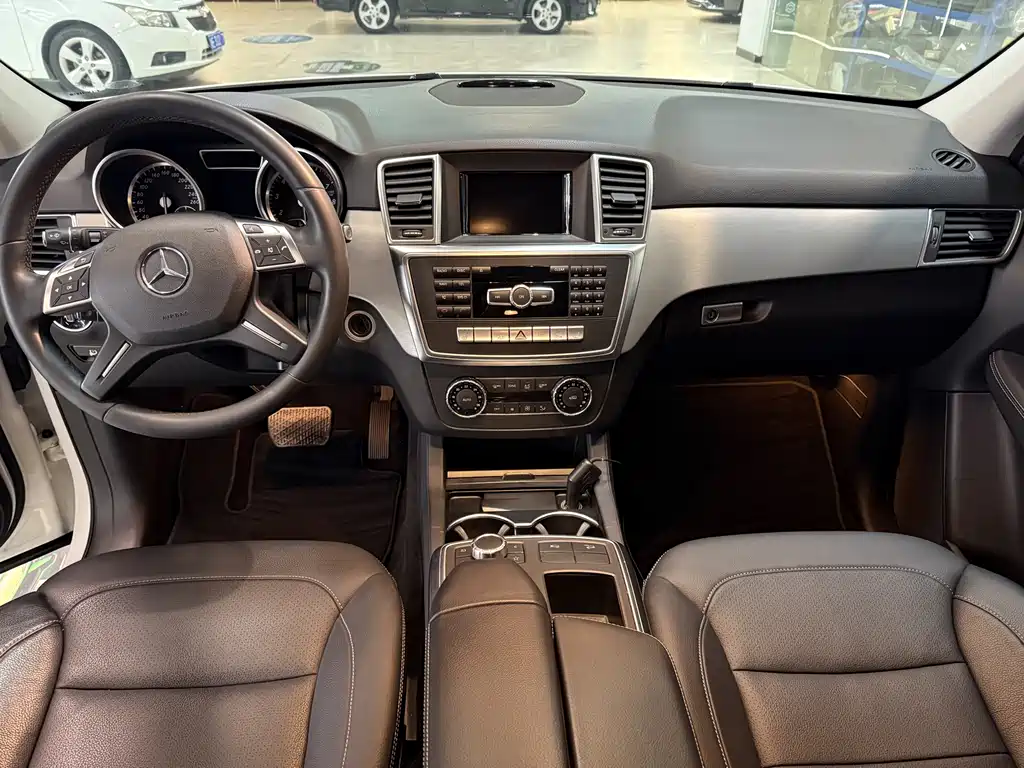 Mercedes-Benz M-Class 2015 — фото 6