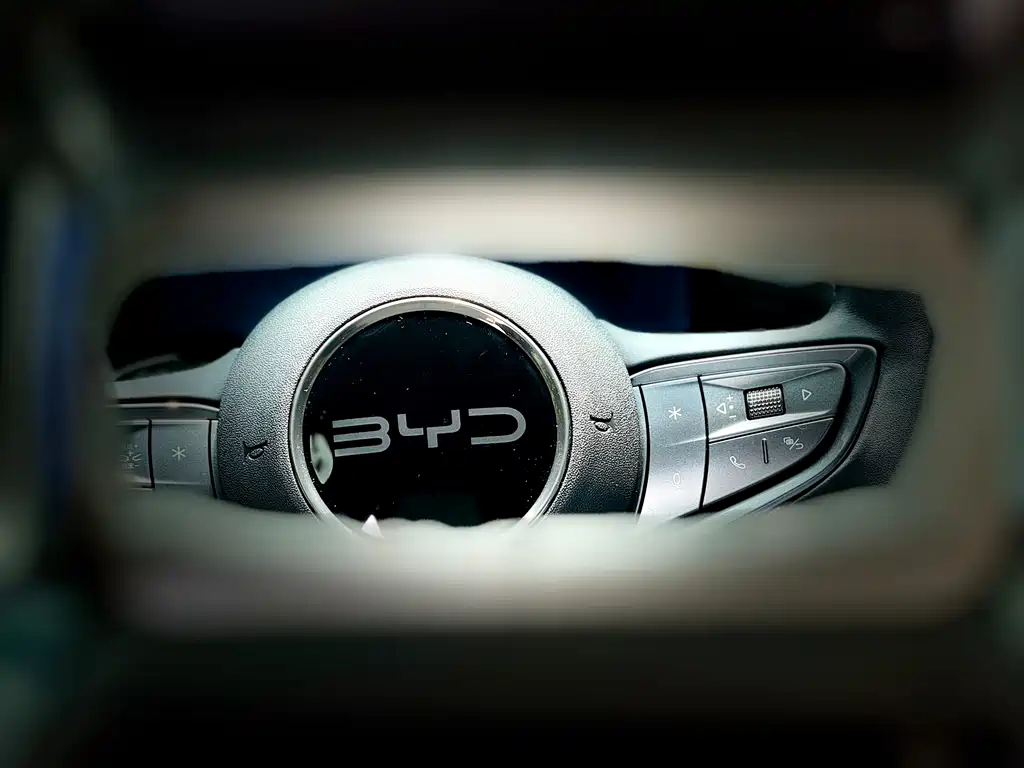 BYD Seal 06 2025 — фото 11