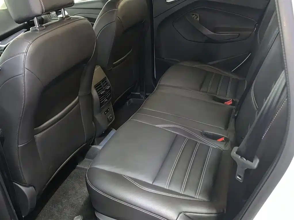 Ford Kuga 2018 — фото 14