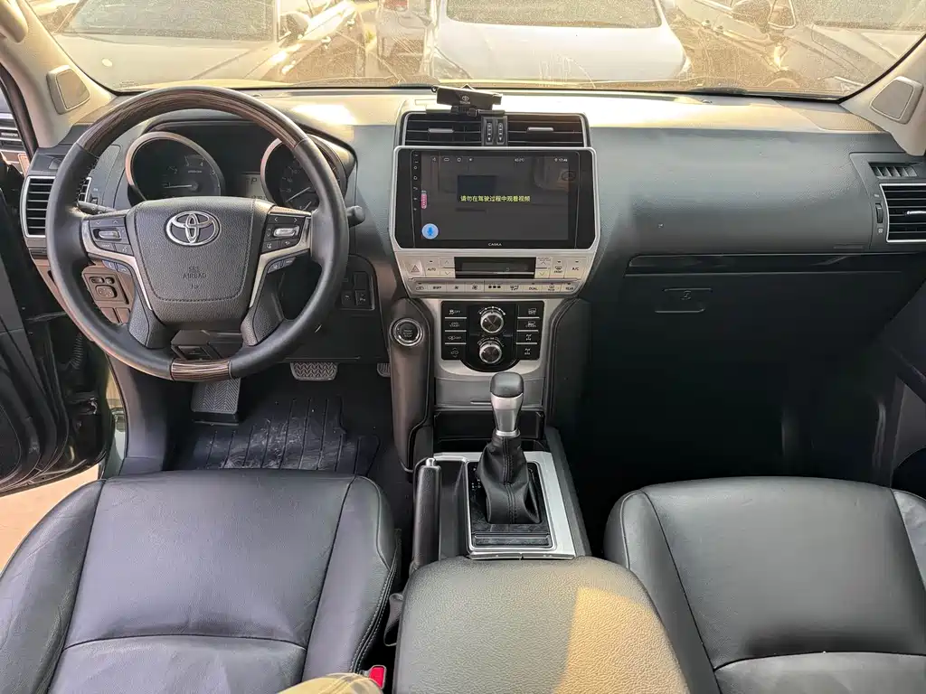 Toyota Prado 2017 — фото 14