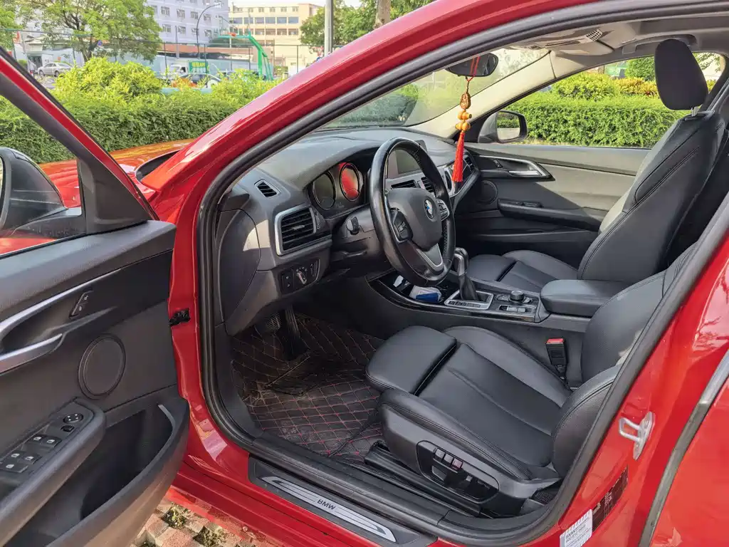 BMW 1 Series 2018