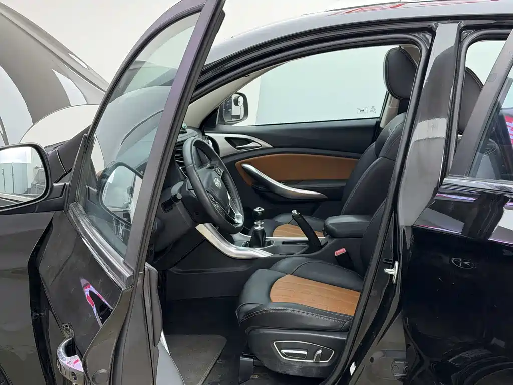 BYD Song 2016