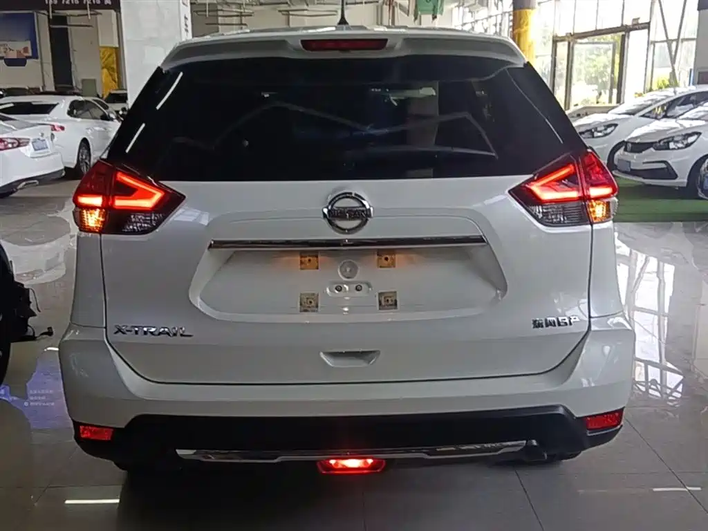 Nissan X-Trail 2021 — фото 6