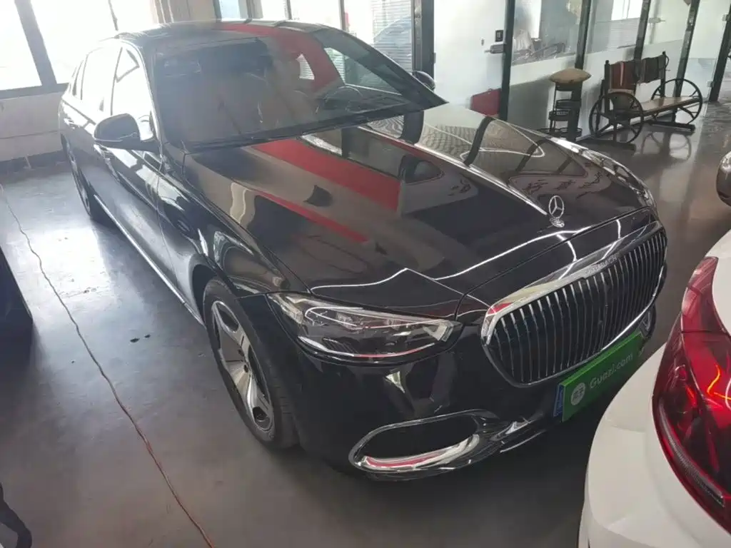 Mercedes-Benz S-Class 2023