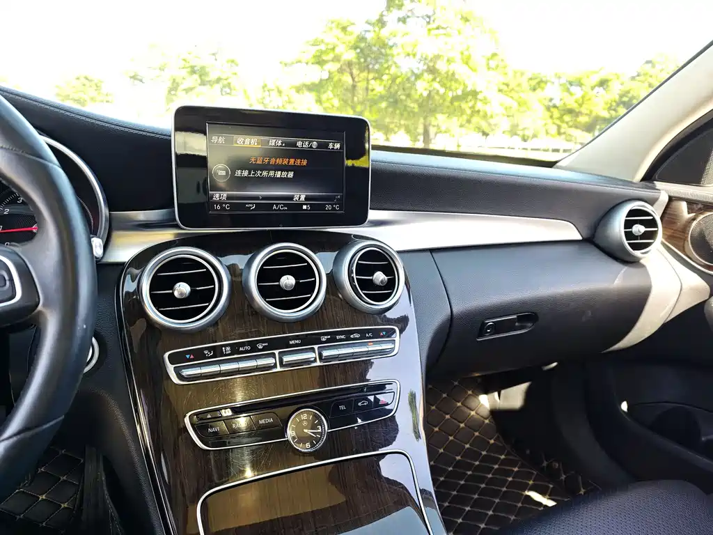 Mercedes-Benz C-Class 2016 — фото 11
