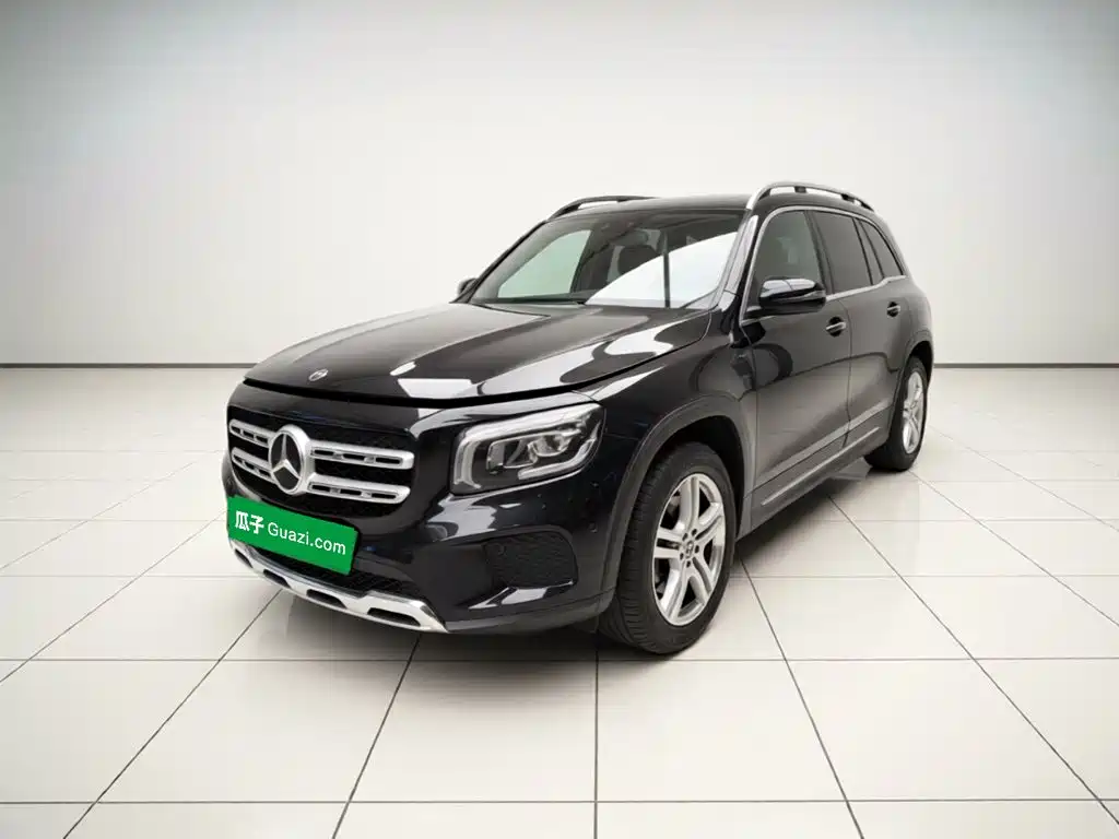 Mercedes-Benz GLB 2023 — фото 1