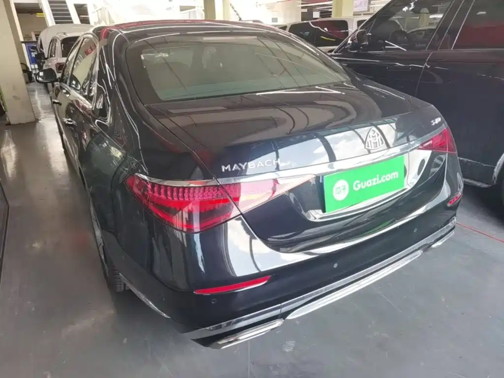 Mercedes-Benz S-Class 2023