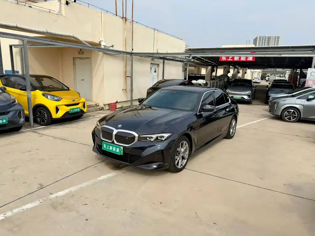 BMW i3 2024