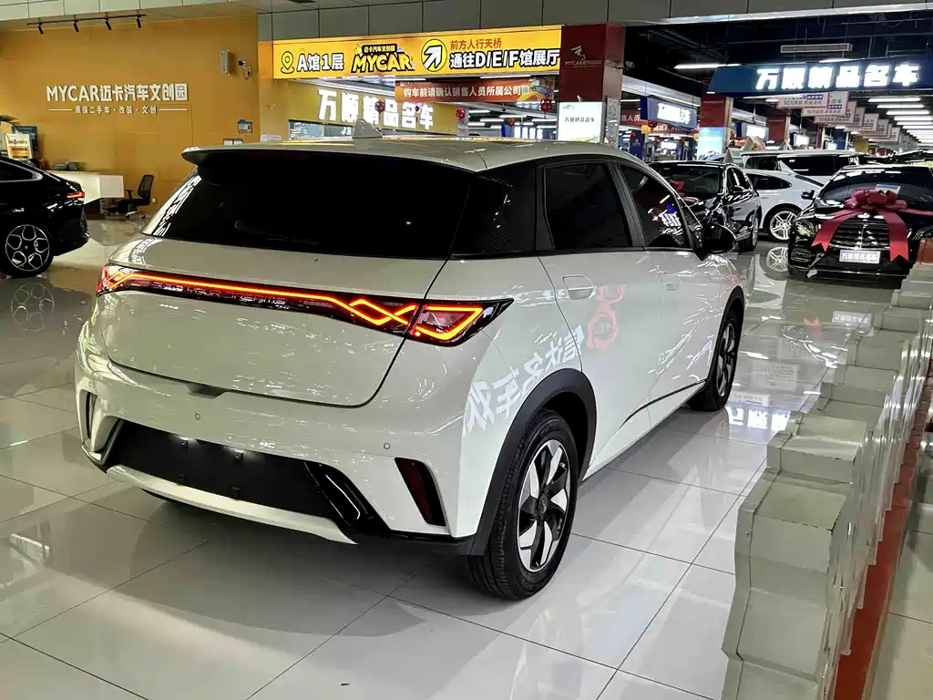 BYD Dolphin 2024 — фото 17