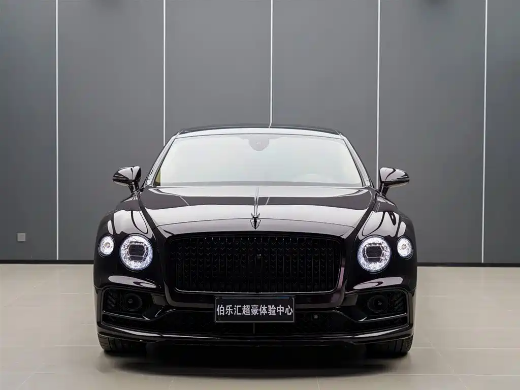 Bentley Flying Spur 2022 — фото 4