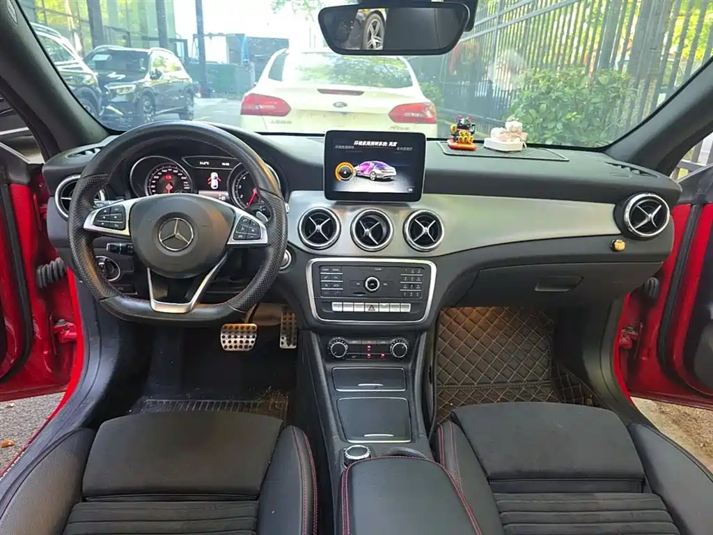 Mercedes-Benz CLA 2018 — фото 16