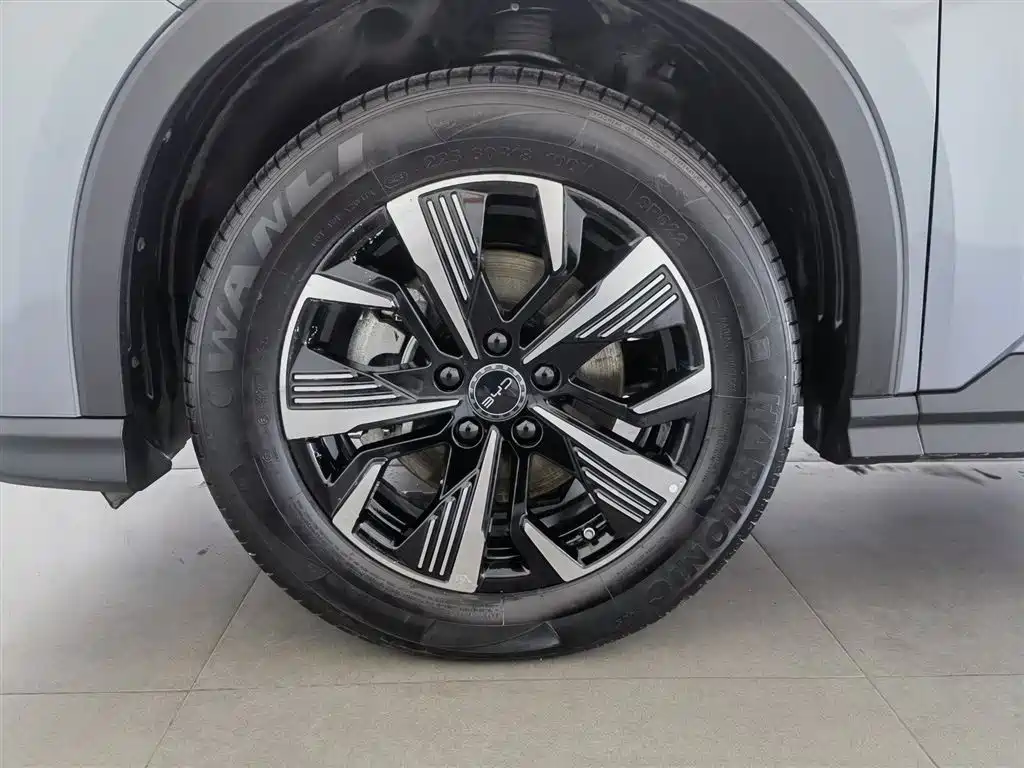 BYD Seal 05 DM-i 2025 — фото 17